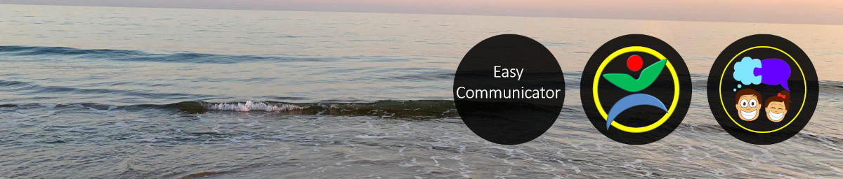 Imagen de unas olas en la orilla del mar com el texto "Easy Communictor", el logotipo de la Cátedra de Accesibilidad y el logotipo de "Easy Communictor".
